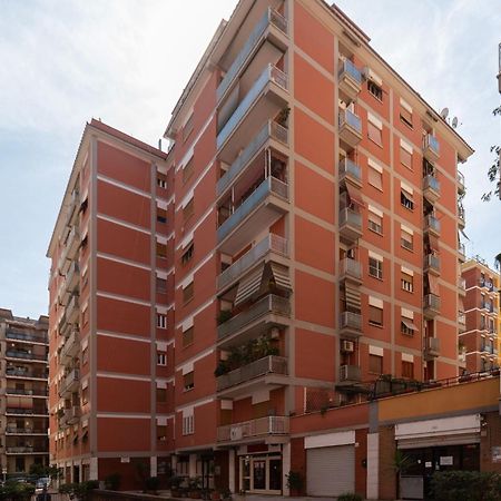 Joivy Delightful 3-Bed Flat With Balcony Leilighet Roma Eksteriør bilde