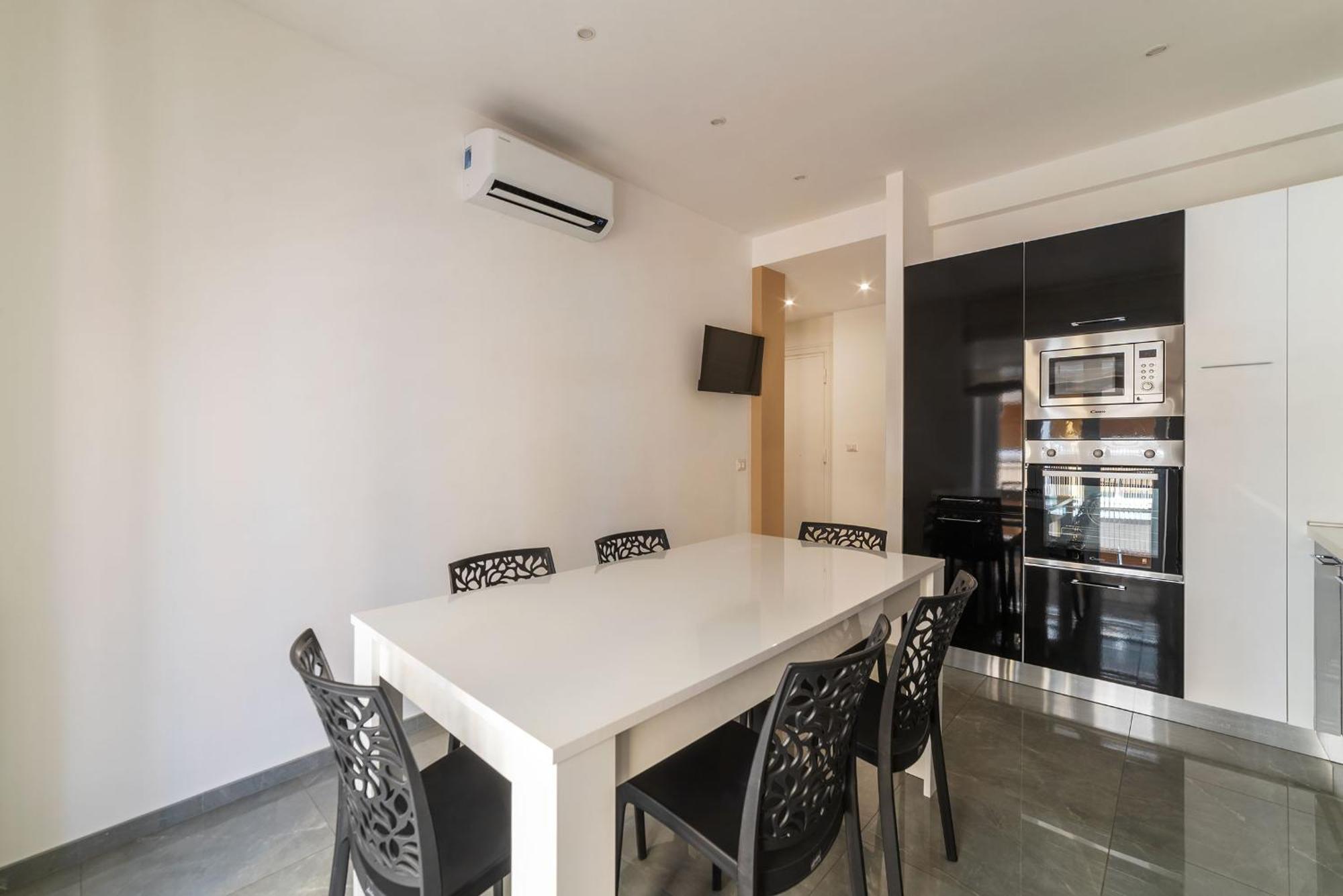 Joivy Delightful 3-Bed Flat With Balcony Leilighet Roma Eksteriør bilde